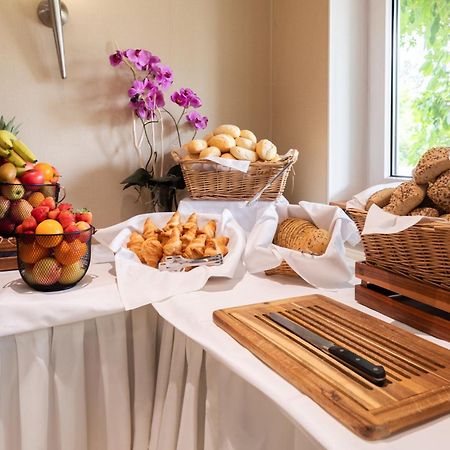 Garner Hotel Cottbus Sued By Ihg Экстерьер фото