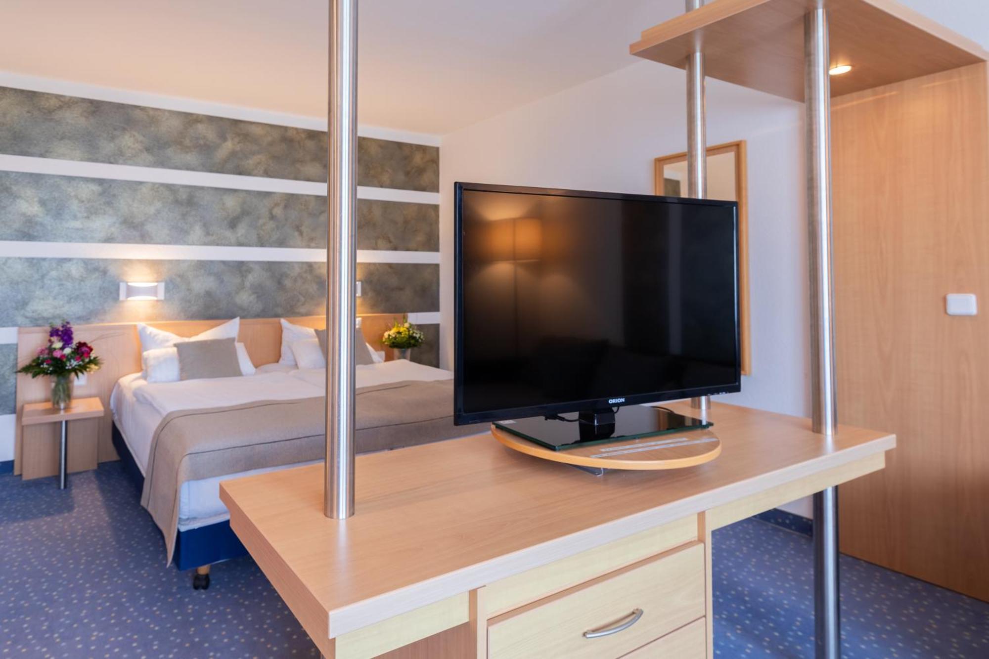 Garner Hotel Cottbus Sued By Ihg Экстерьер фото